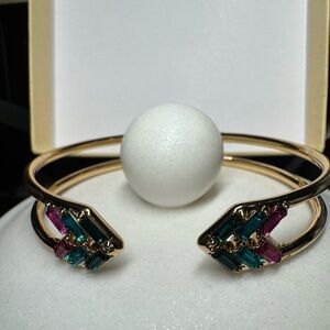 Elegant Bomb Party Gold Bracelet with Teal and Pink Accents